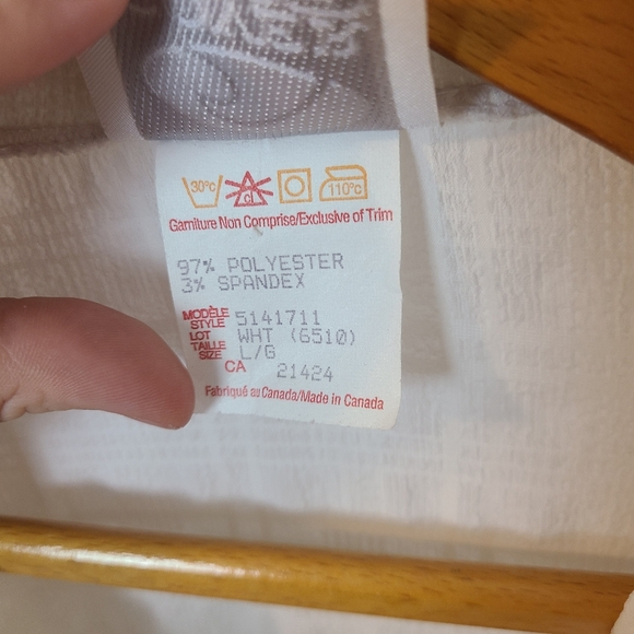 Cover Me - Sheer White Collared Button Front Swimsuit Coverup Size Large - Picture 5 of 6